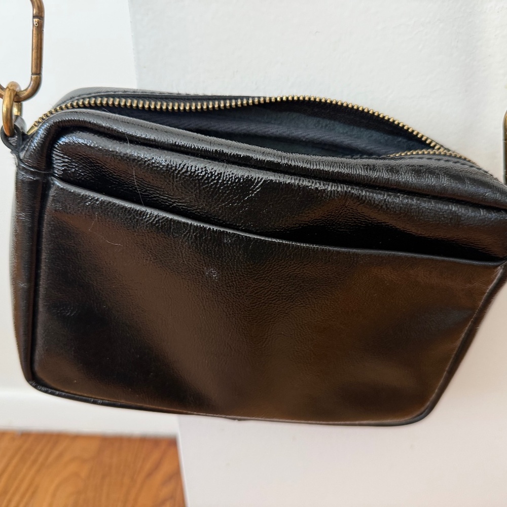 Madewell Carabiner Medium Crossbody Bag in Patent Leather